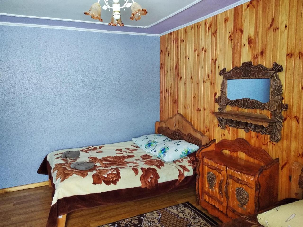 "Різьбярська Садиба" Slavske Exteriör bild