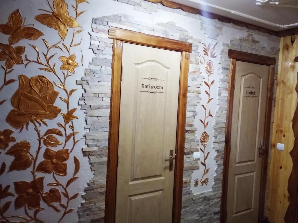 "Різьбярська Садиба" Slavske Exteriör bild